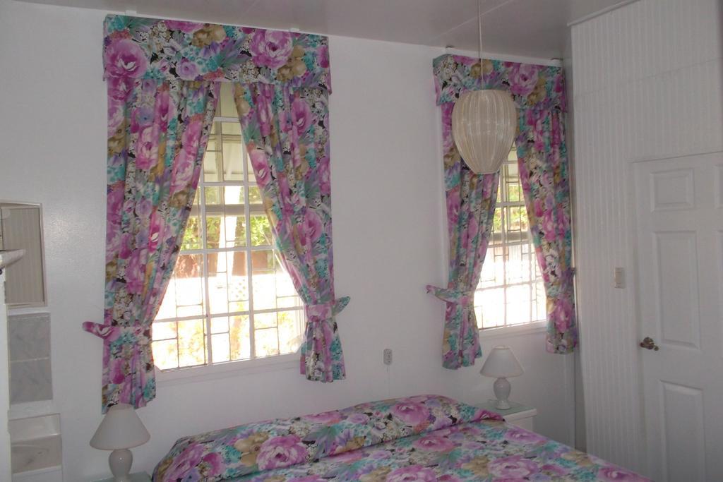 Beach Guest House Cleverdale Bridgetown Szoba fotó