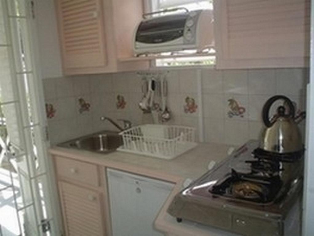 Beach Guest House Cleverdale Bridgetown Szoba fotó